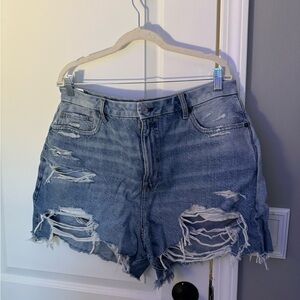 American Eagle Curvy Mom Jean Shorts